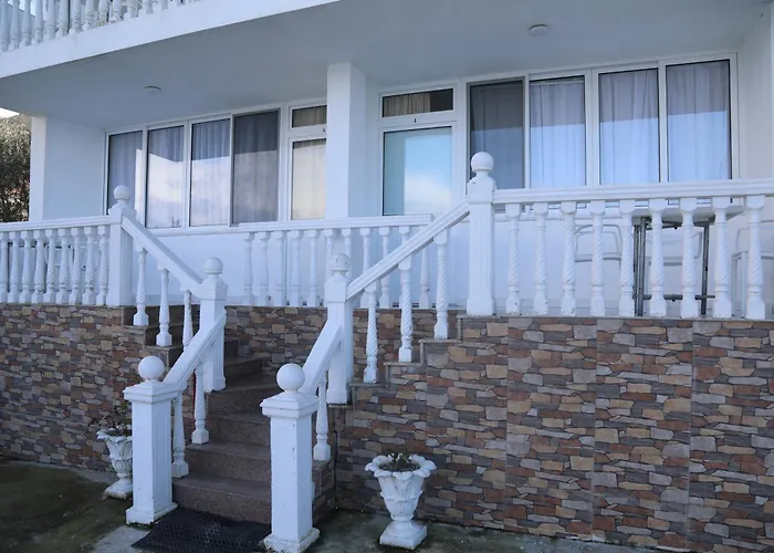 Lakefront House Casa de hóspedes