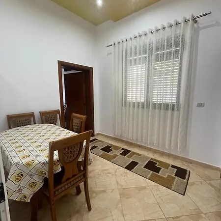Lakefront House Guest house