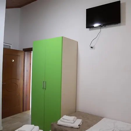 Penzion Lakefront House