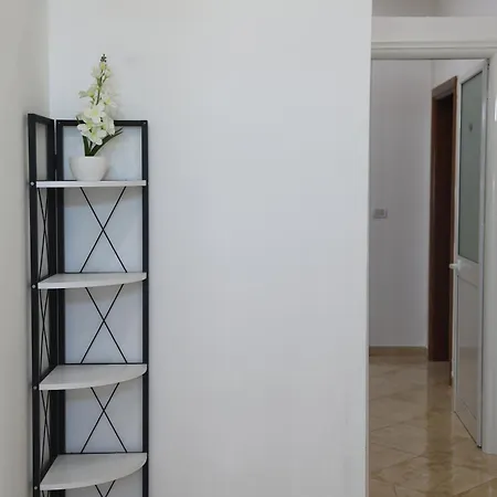 Gasthuis Lakefront House